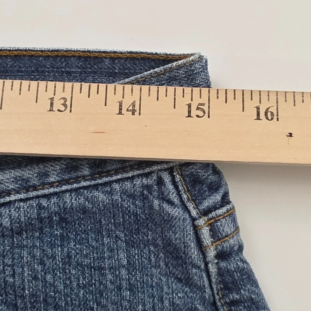 Levi's 550 Denim Shorts Mens 30 Blue Relaxed Fit Medium Wash Cotton 5-Pocket Y2K